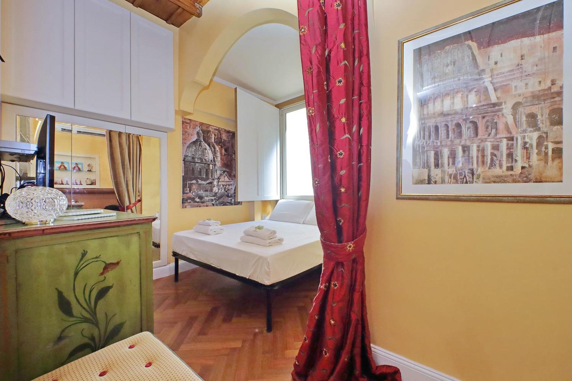 Pantheon Luxury Apartment Rome Bagian luar foto